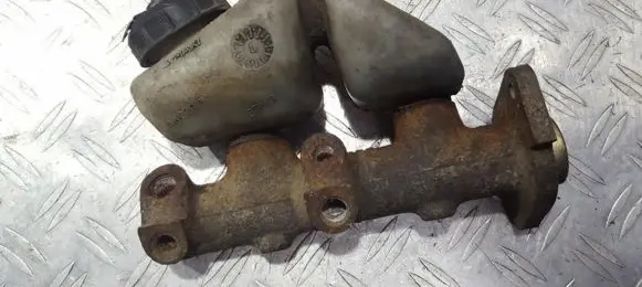Renault Espace I Master brake cylinder