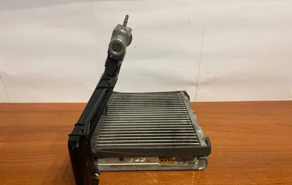 Air conditioning (A/C) radiator (interior)