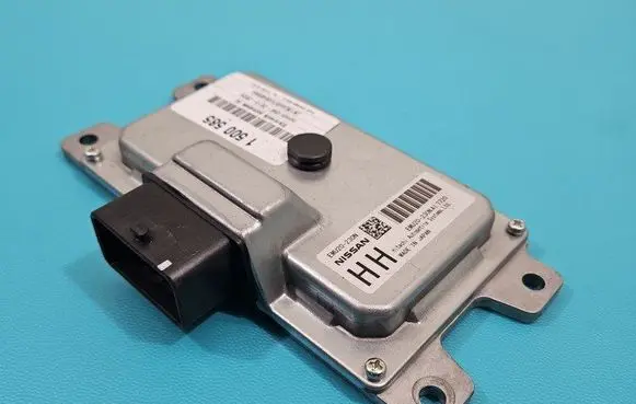 Infiniti Q50 Central body control module EMU20-230NA1 IMPRK1500585