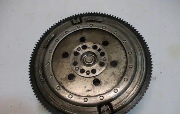 BMW 2 Active Tourer U06 Pressure plate 124058910