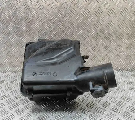 Subaru Outback Air filter box 46052AG000 22680AA310