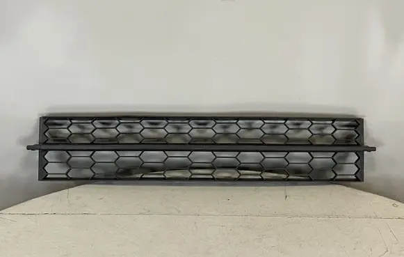 Skoda Octavia Mk3 (5E) Front bumper lower grill 5E0853677