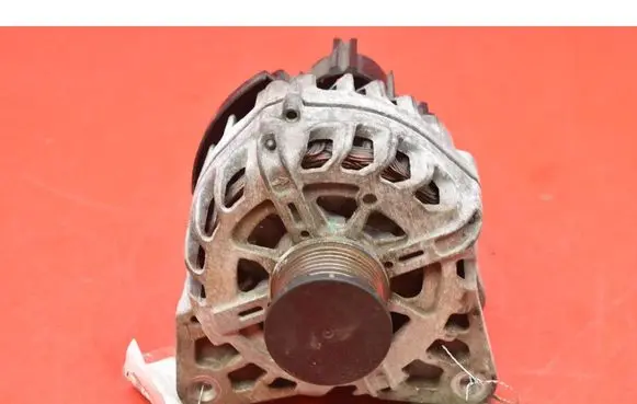 Renault Megane I Generator/alternator 231008040R