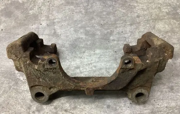 Volkswagen PASSAT B6 Front brake caliper