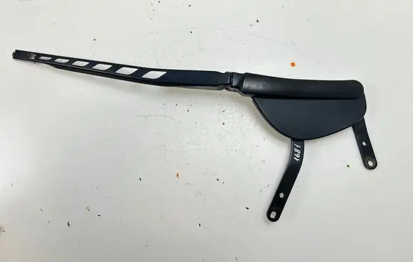 BMW 5 E60 E61 Windshield/front glass wiper blade 7035103