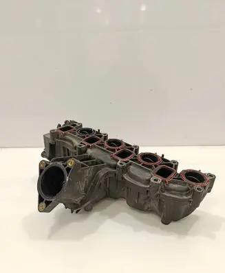 Volkswagen Golf VI Intake manifold 03L129711B