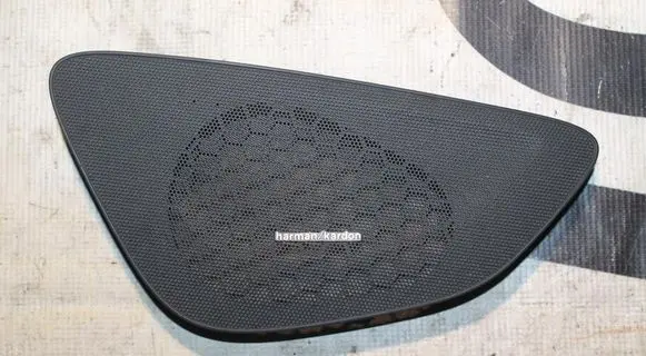 Volvo S60 Dash center speaker trim cover 8635951