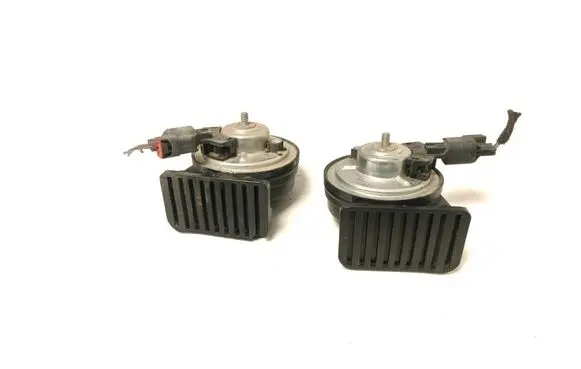 Opel Insignia B Horn signal 39088255