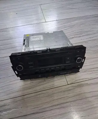Seat Ibiza IV (6J,6P) Radio/CD/DVD/GPS head unit 6J0035156