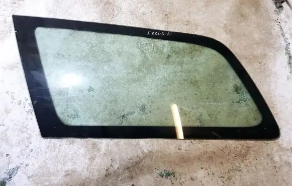 Ford Focus Rear side window