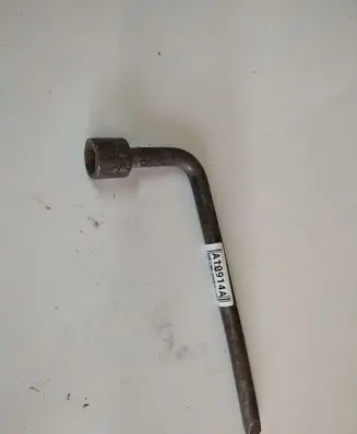 Renault Scenic I Wheel nut wrench