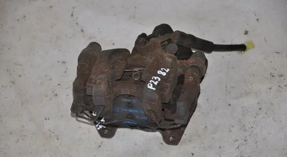 Skoda Superb B8 (3V) Rear brake caliper 3Q0615405J