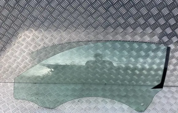 Peugeot RCZ Front door window/glass (coupe) PK9467