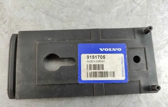 Volvo S80 Front bumper mounting bracket 9151705 51439151705