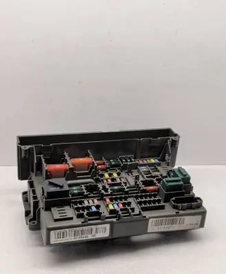 BMW 1 E81 E87 Fuse module 9119446 17925000004X 90102199
