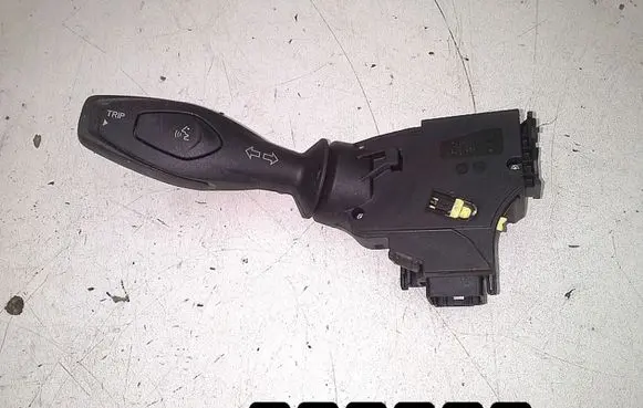 Ford Fiesta Other switches/knobs/shifts 8a6t13335cb