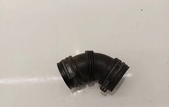Volkswagen Golf V Air intake duct part 03C145747C