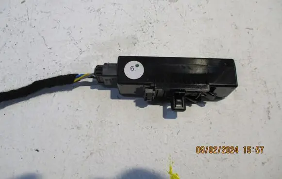 Opel Astra L Combustion relay 9841967280