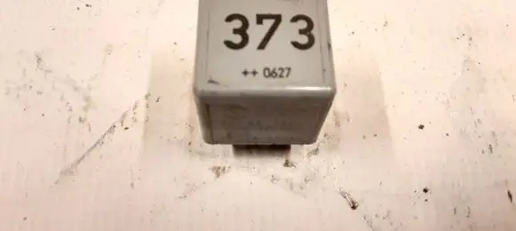 Audi A6 S6 C6 4F Other relay 8D0951253A 4657