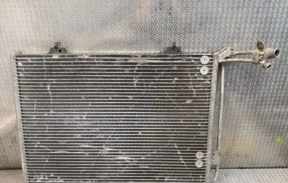 A/C cooling radiator (condenser)