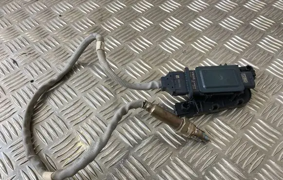 Audi A3 8Y Lambda probe sensor 05L907807AR