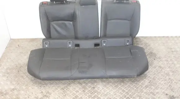 Toyota C-HR I Rear seat 
