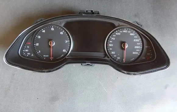Audi Q7 4M Speedometer (instrument cluster) 4M0920770