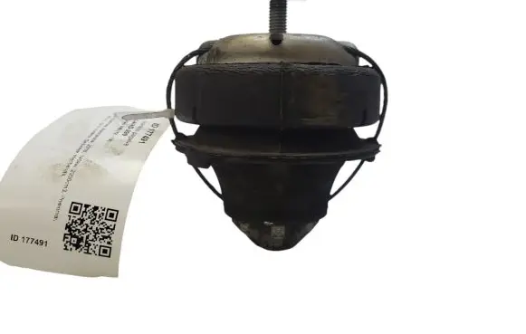 Volvo V40 Engine mount bracket 30778953