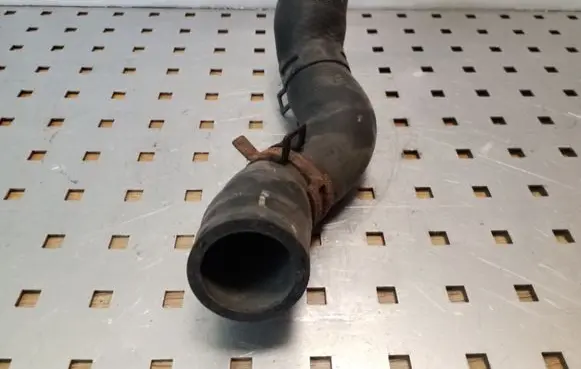 Toyota RAV 4 (XA20) Engine coolant pipe/hose