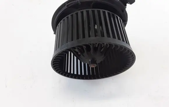 Renault Clio III A/C air flow flap actuator/motor 7701062226