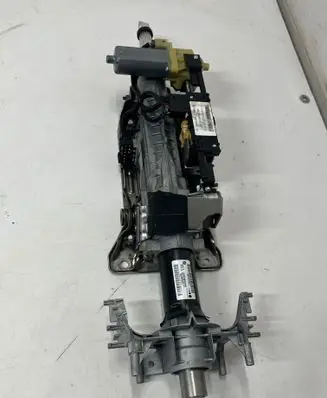 BMW X6 E71 Steering wheel axle 6786603 32306786603