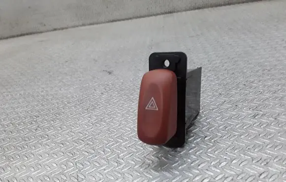 Opel Agila A Hazard light switch 3843183E0