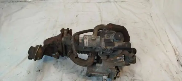 Nissan NV200 EGR valve cooler 147355713R 290612B