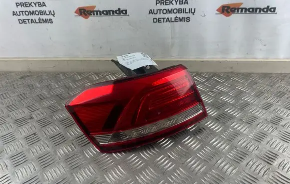 Volkswagen PASSAT B8 Rear/tail lights 3G9945311