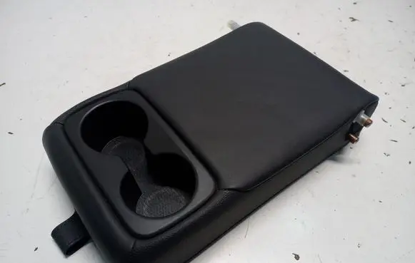 Hyundai Tucson TL Rear seat armrest 