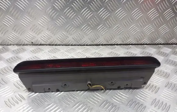 Subaru Forester SG Third/center stoplight