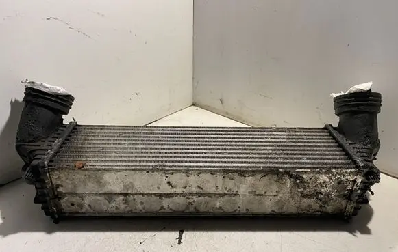 BMW X5 E70 Intercooler radiator 7533475 P4130001 20070512193908