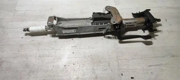 BMW X3 F25 Steering wheel axle 6854046 666794 15041304449