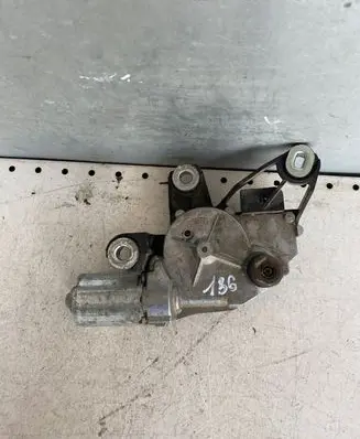 Volkswagen Touran I Rear window wiper motor 1T0955711C