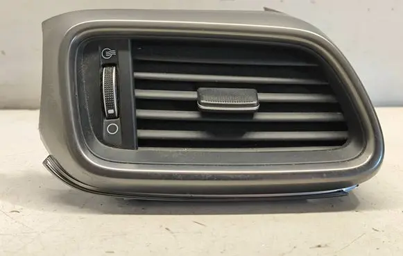 KIA Sorento Dashboard side air vent grill/cover trim 97490C5910CP7
