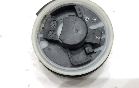 Volkswagen Golf VII Airbag deployment crash/impact sensor 5Q0959354