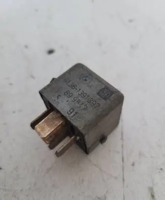 BMW 5 E34 Other relay 1391397