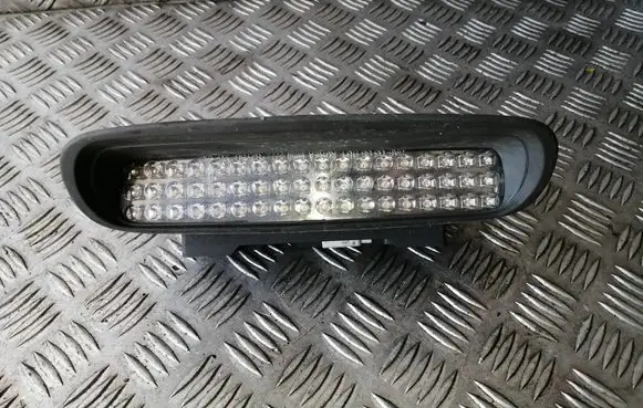 Hyundai Santa Fe Third/center stoplight SAEU399