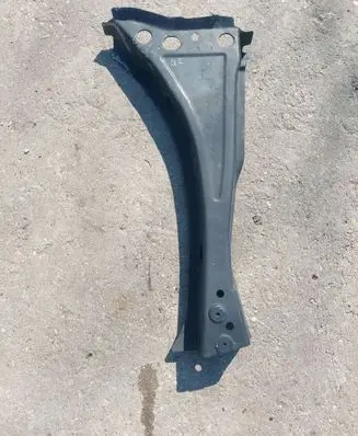 Audi Q2 - Wiper trim 81A810126A