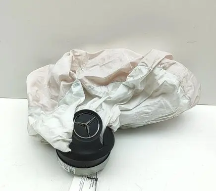 Mercedes-Benz GLA H247 Steering wheel airbag A0008601600