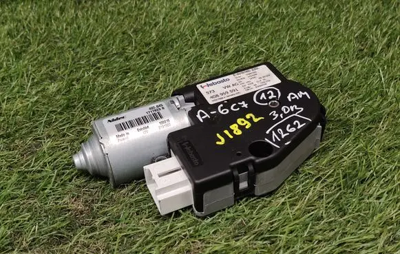 Audi A6 S6 C7 4G Sunroof motor/actuator 4G8959591