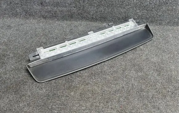 BMW 5 F10 F11 Third/center stoplight 7230799 7230801