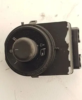 Opel Insignia A Wing mirror switch 13271831