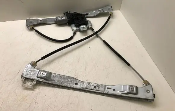 Citroen DS3 Front door window regulator with motor 