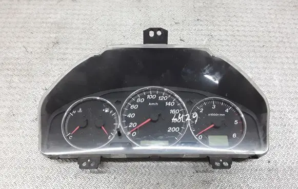 Mazda MPV Speedometer (instrument cluster) 1575204340